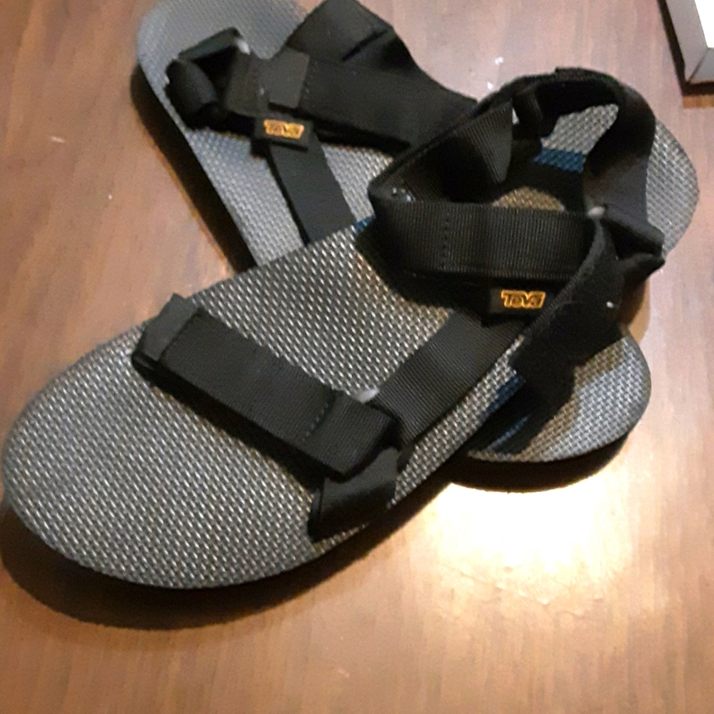 Mens sandals